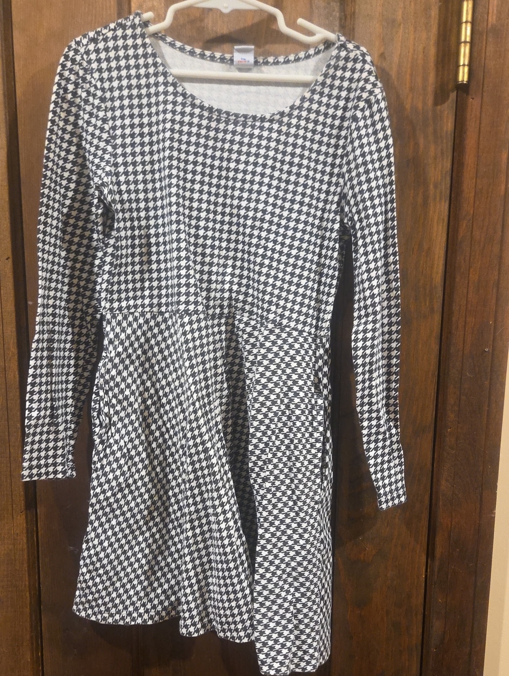 Girls M Houndstooth Plaid Dress